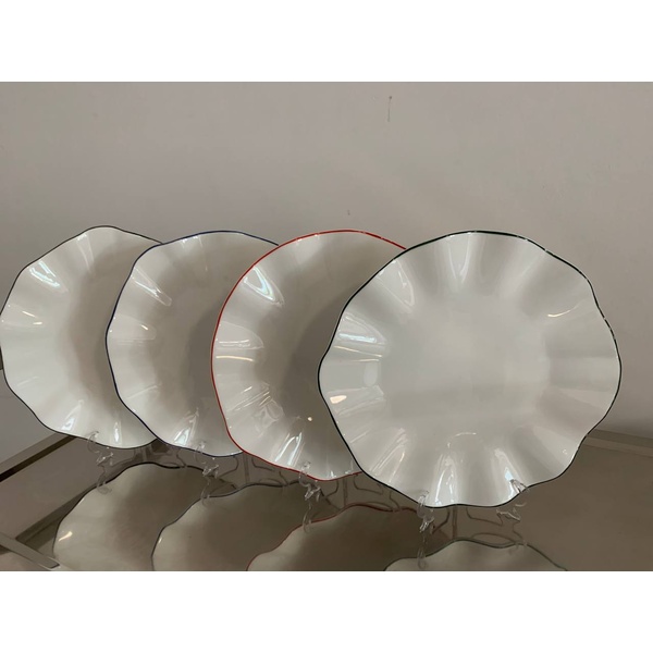 Сервировочная тарелка Lotus red rim  - Фото 4