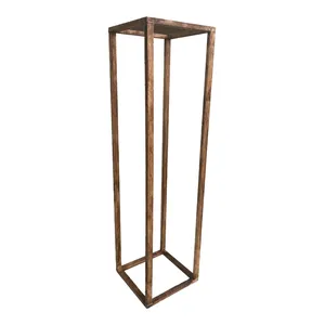 Подставка «Амон» деревянная