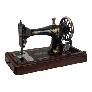 Швейная машинка «Зои»