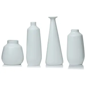 Набор белых ваз «Кози»