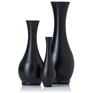 Набор черных ваз «Инфанто»