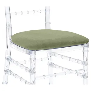 Чехол для подушки Кьявари из пыльно-зеленого бархата