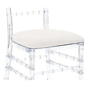 Чехол для подушки Кьявари из молочного бархата