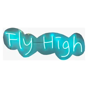 Неоновая надпись " Fly High"
