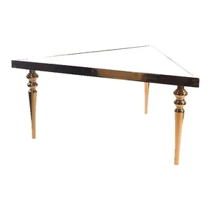 Стол «Triangle» треугольный (белый глянцевый МДФ)