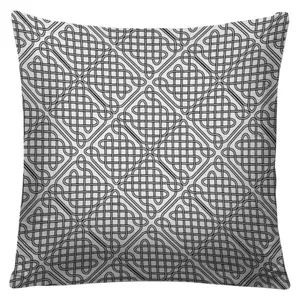 Чехол на подушку Black or White 3