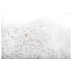 Кружево белое